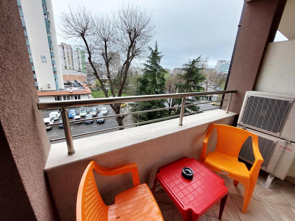Апартаменти За Гости Делукс Burgas Exterior photo